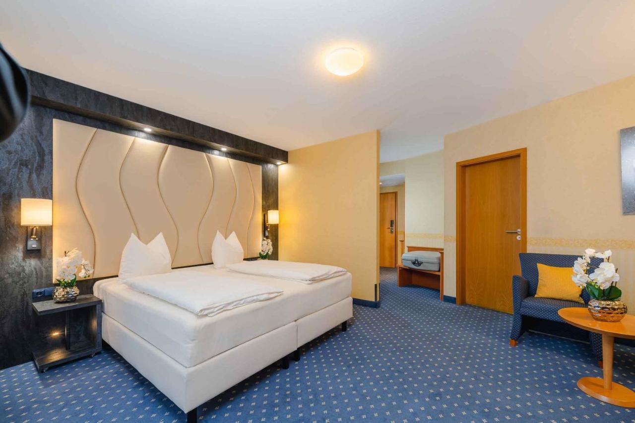 Plaza Inn Koeln Pulheim Ngoại thất bức ảnh